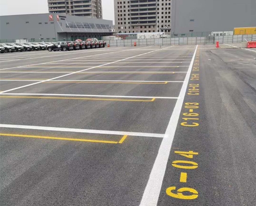 交通标线施工