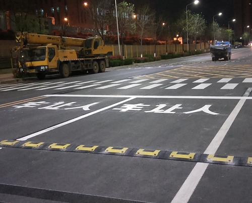 道路标线施工