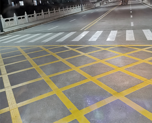 延安道路划线.jpg
